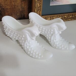 Vintage Fenton White Hobnail Milk Glass Cat Shoe, Set Of 2